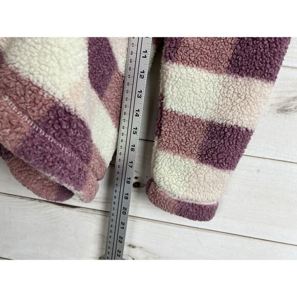 Columbia Women's Purple and Cream Checkered Jacket - Picture 5 of 7